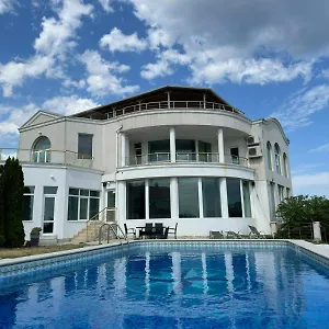 Otel Quartz Briz ***